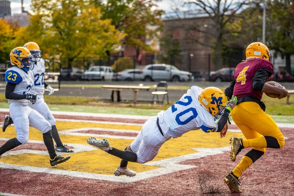 Revamp Your Small Entryway with Genius Multi-Functional Storage Ideas for Ultimate Space Optimization